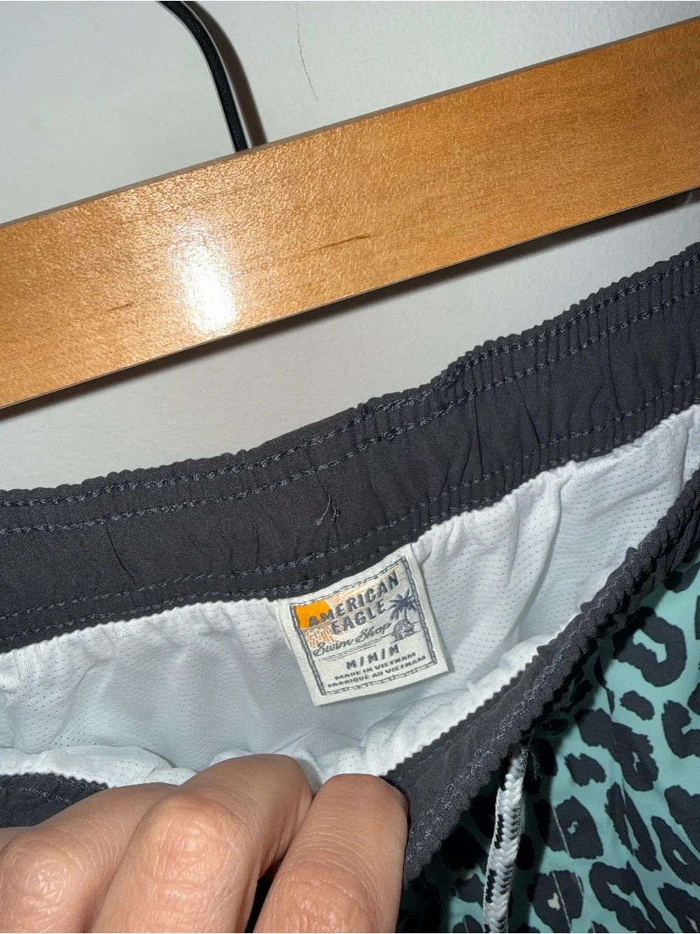 American eagle mens swim trunks cheetah leopard print medium